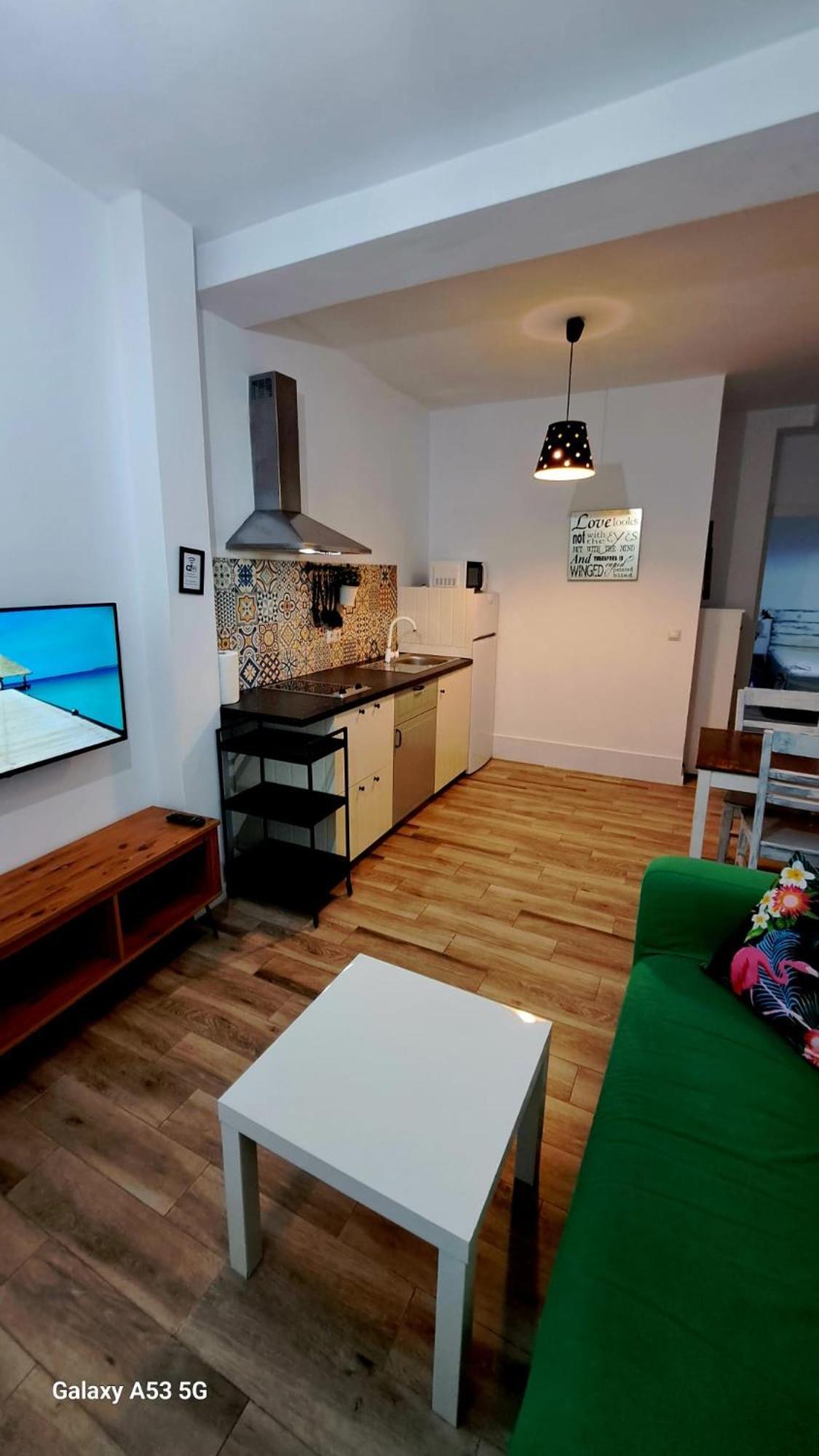 Апартаменти Acogedor Apartamento Centro Бенальмадена Екстер'єр фото